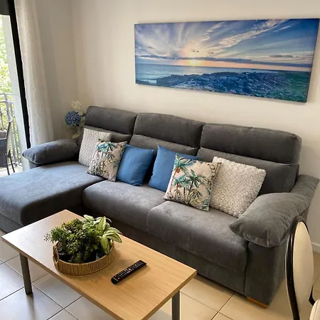 Ikebana - Modern With Parking & Swimming Pool *