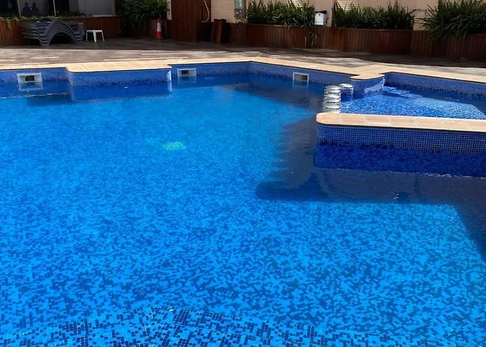 Ikebana - Modern With Parking & Swimming Pool * Λορέτ Ντε Μαρ