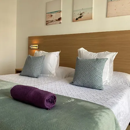 Ikebana - Modern With Parking & Swimming Pool يوريت دي مار