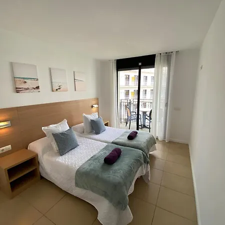 Ikebana - Modern With Parking & Swimming Pool *