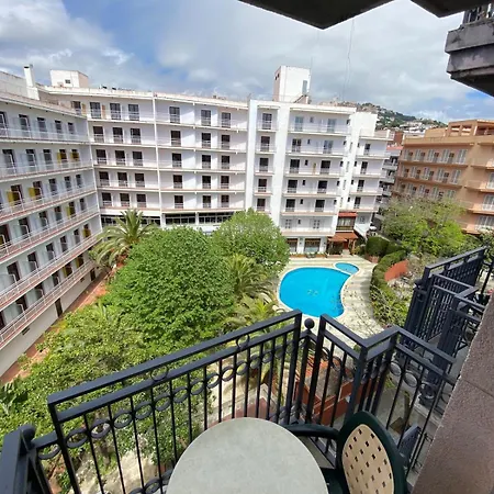 Ikebana - Modern With Parking & Swimming Pool 公寓 *