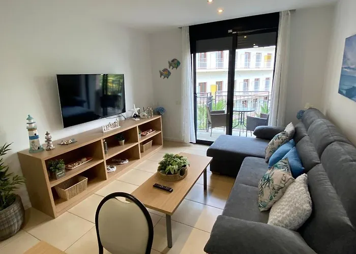 Ikebana - Modern With Parking & Swimming Pool Appartement